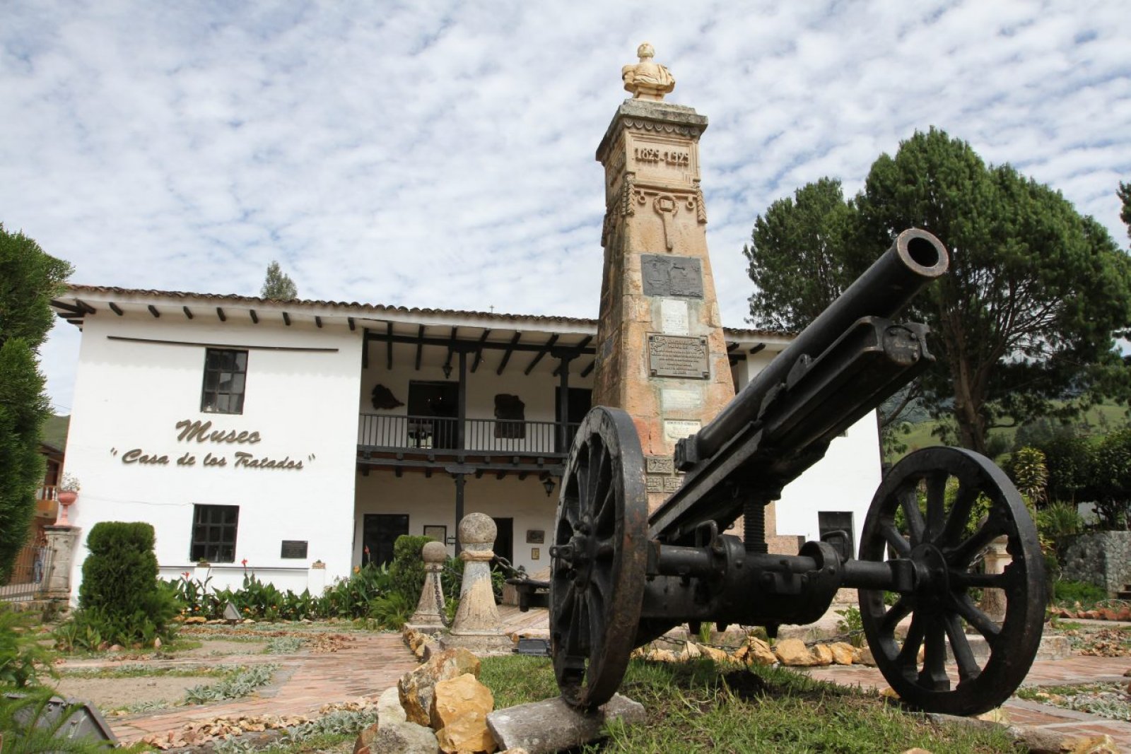 Camilo Ponce Enríquez