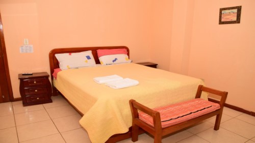 Simple Room  Bromelias Inn